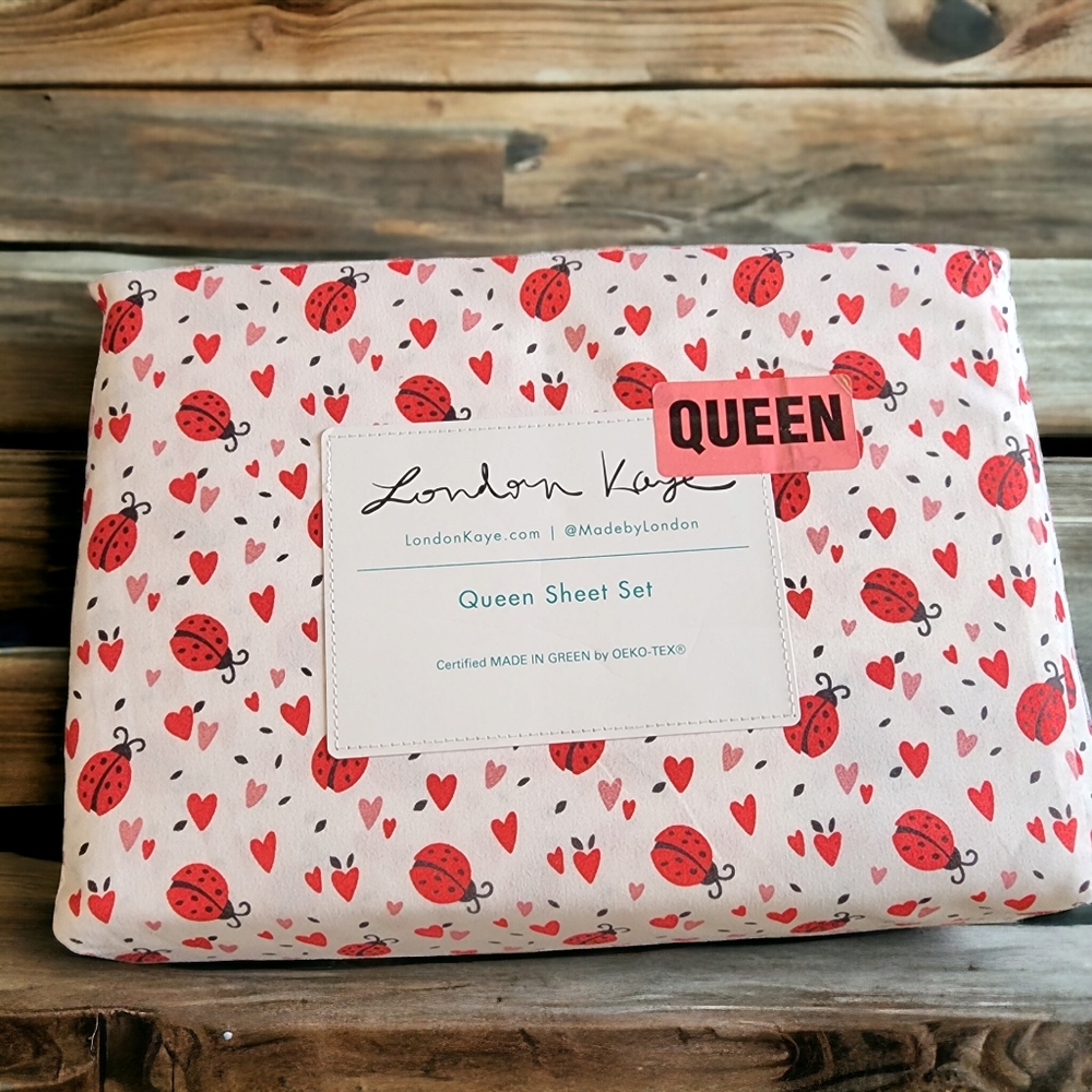Ladybugs Hearts 4pc Queen sheet set Red White Black OEKO-TEX London Kaye